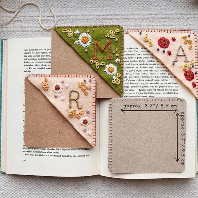Personalized and embroidered bookmark, unique and elegant